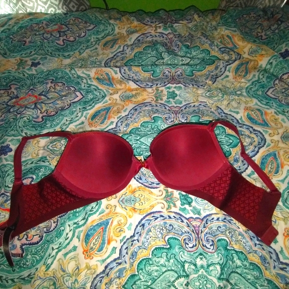 Victoria's secret push up bra/ 34D - Picture 1 of 4